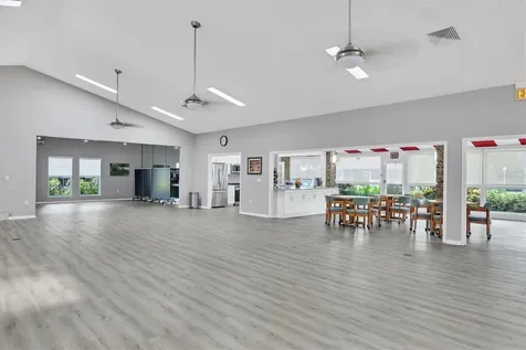 3601 Garden Lakes Clenet Bradenton FL 34203