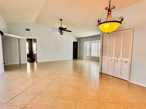 3601 Garden Lakes Clenet Bradenton FL 34203