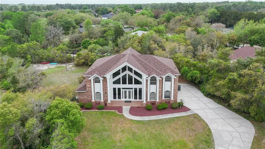 6151 New Osprey Point Weeki Wachee FL 34607