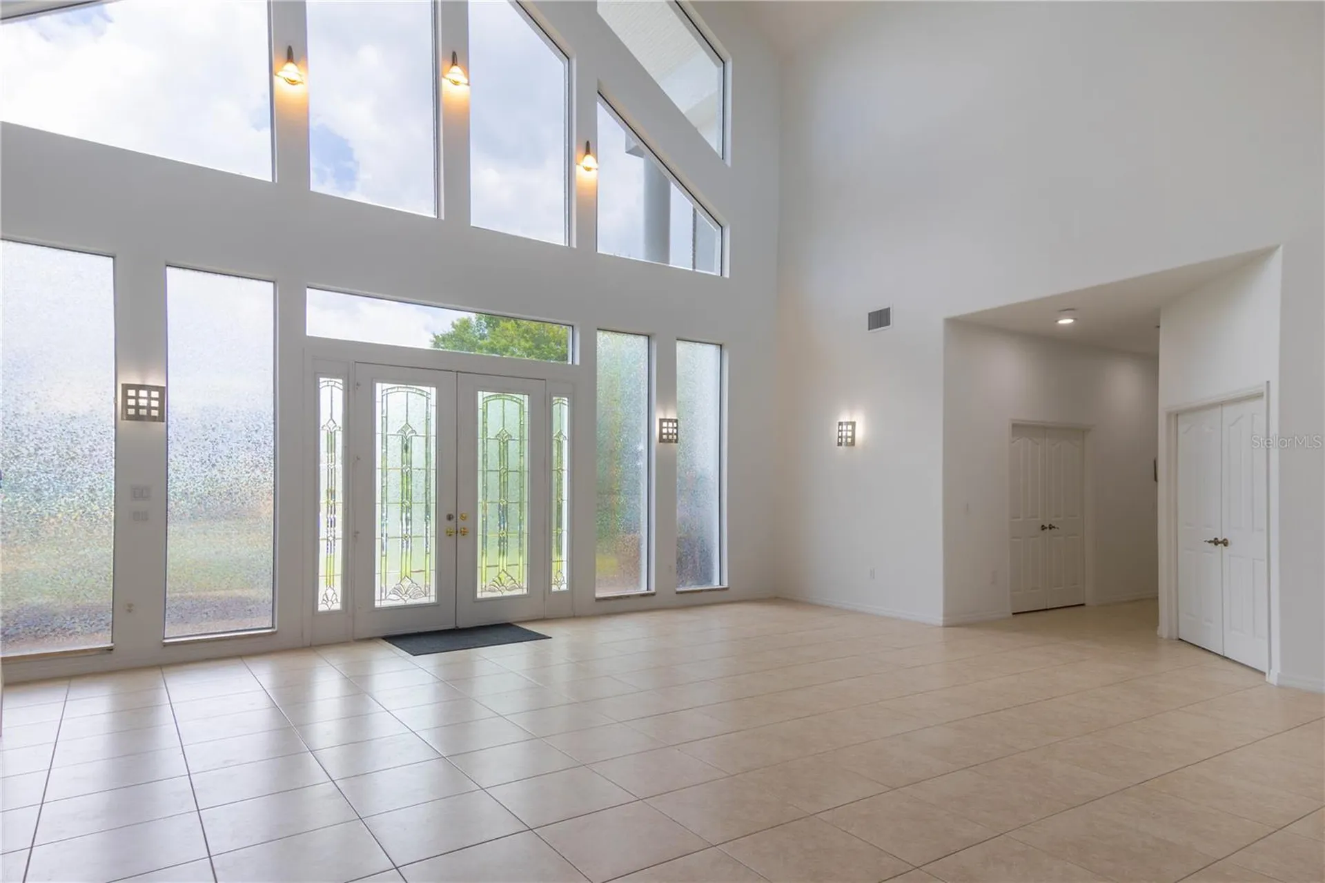 6151 New Osprey Point Weeki Wachee FL 34607