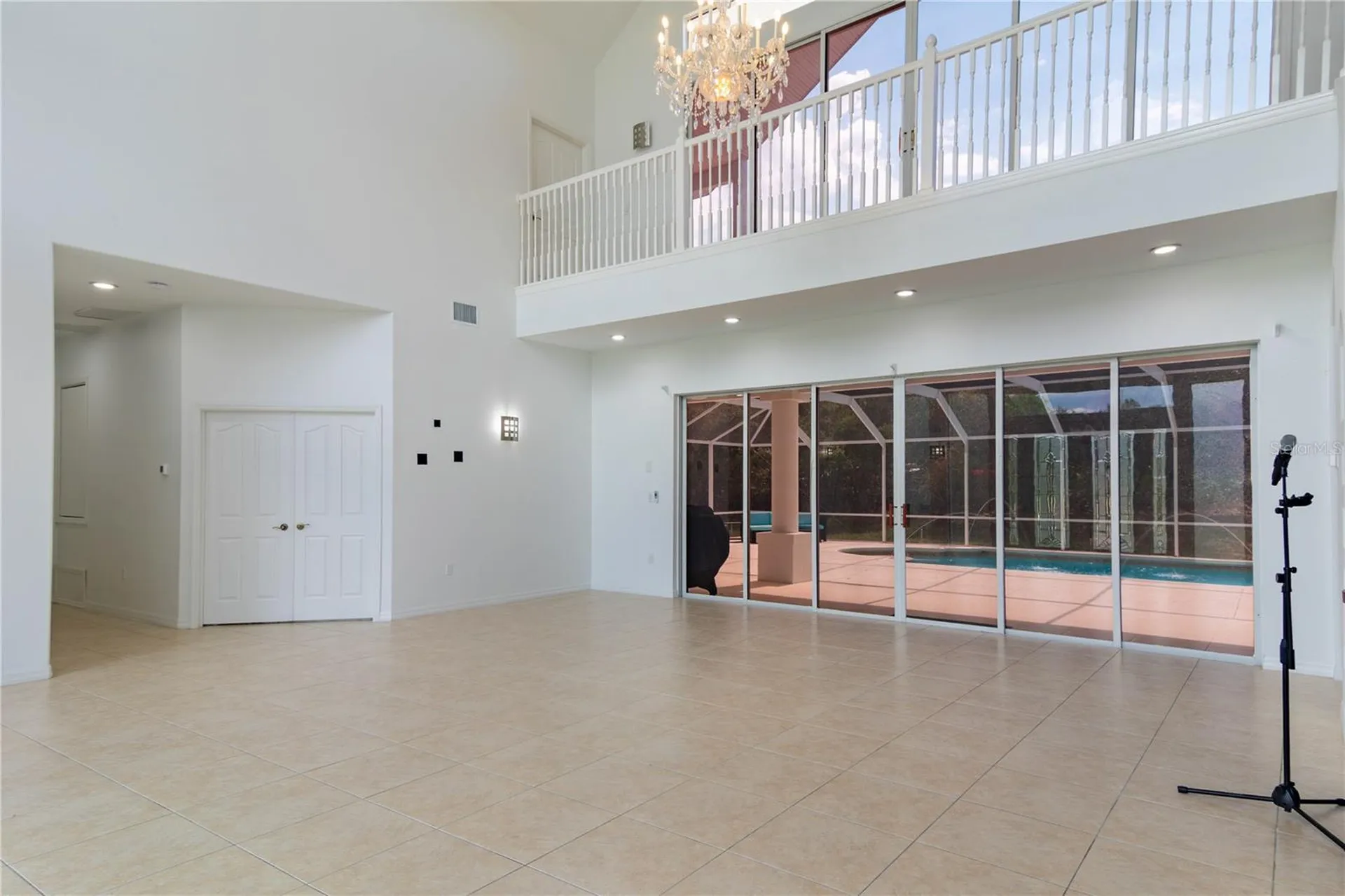 6151 New Osprey Point Weeki Wachee FL 34607