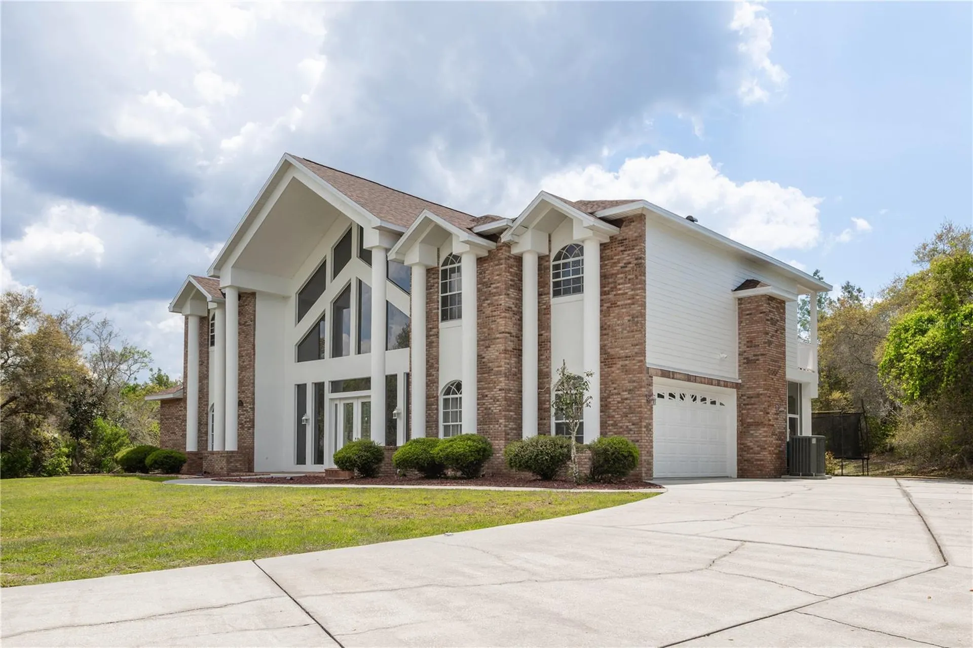 6151 New Osprey Point Weeki Wachee FL 34607