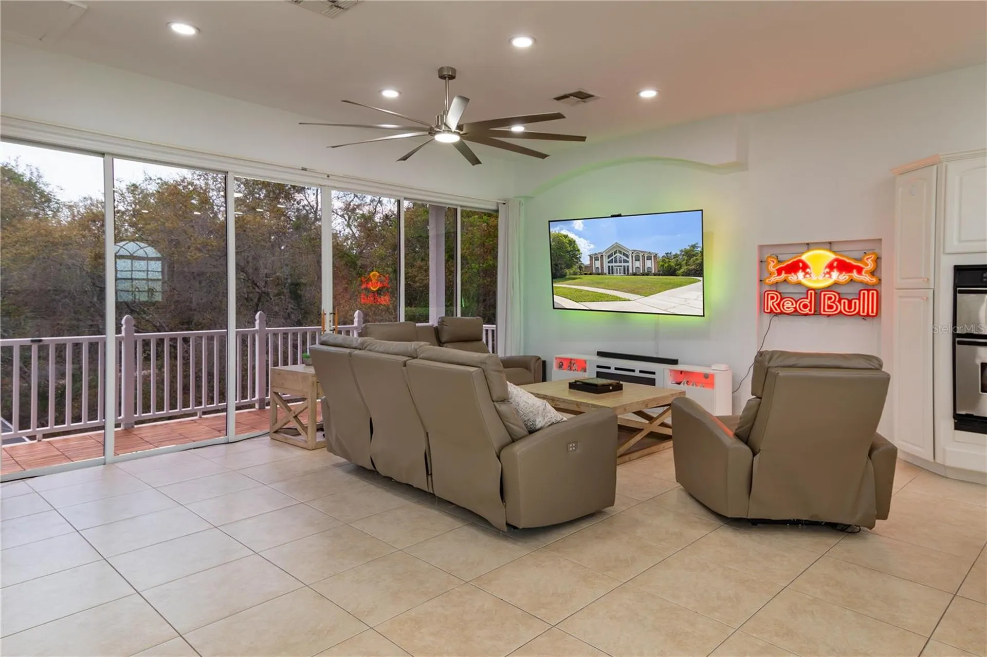 6151 New Osprey Point Weeki Wachee FL 34607