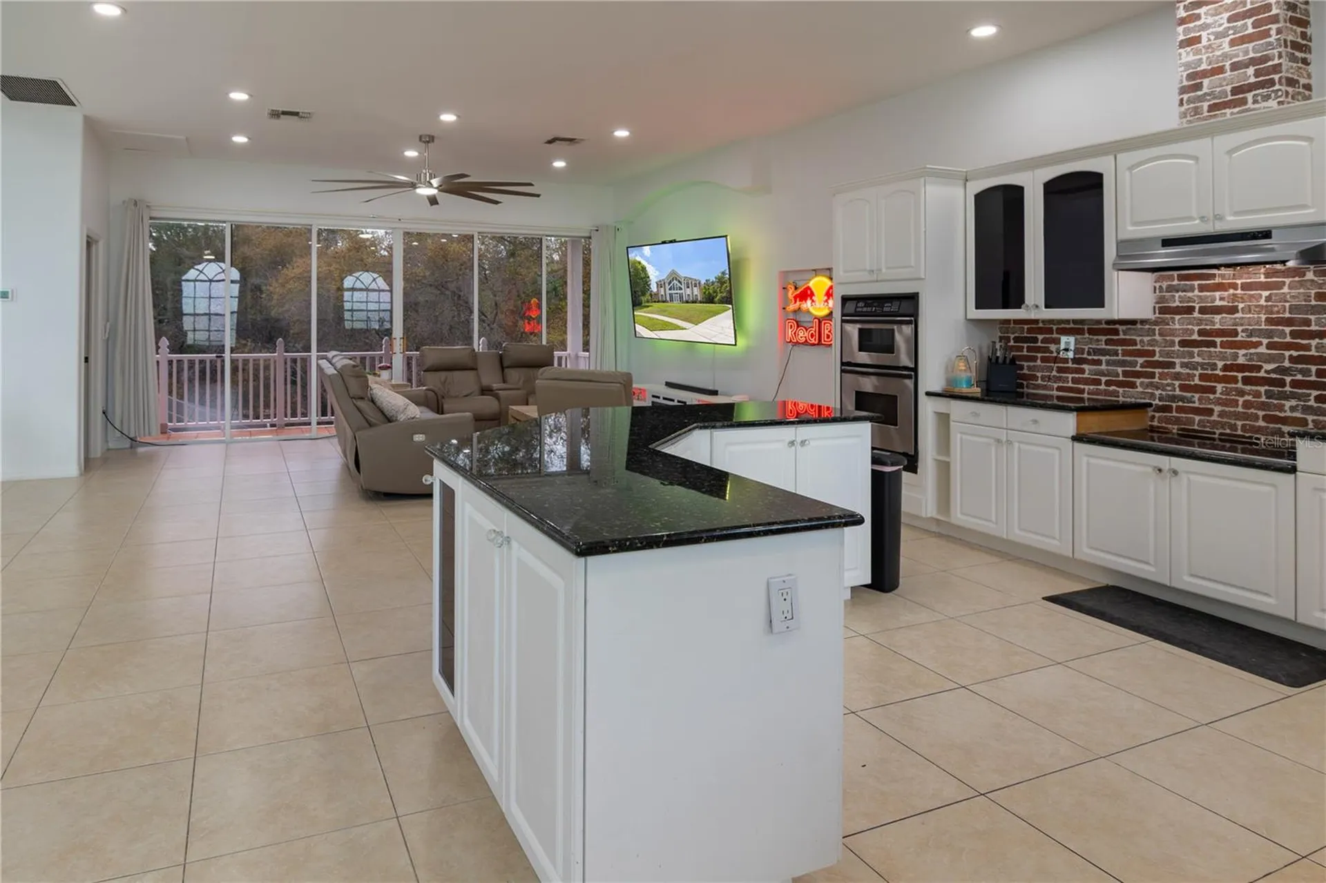 6151 New Osprey Point Weeki Wachee FL 34607