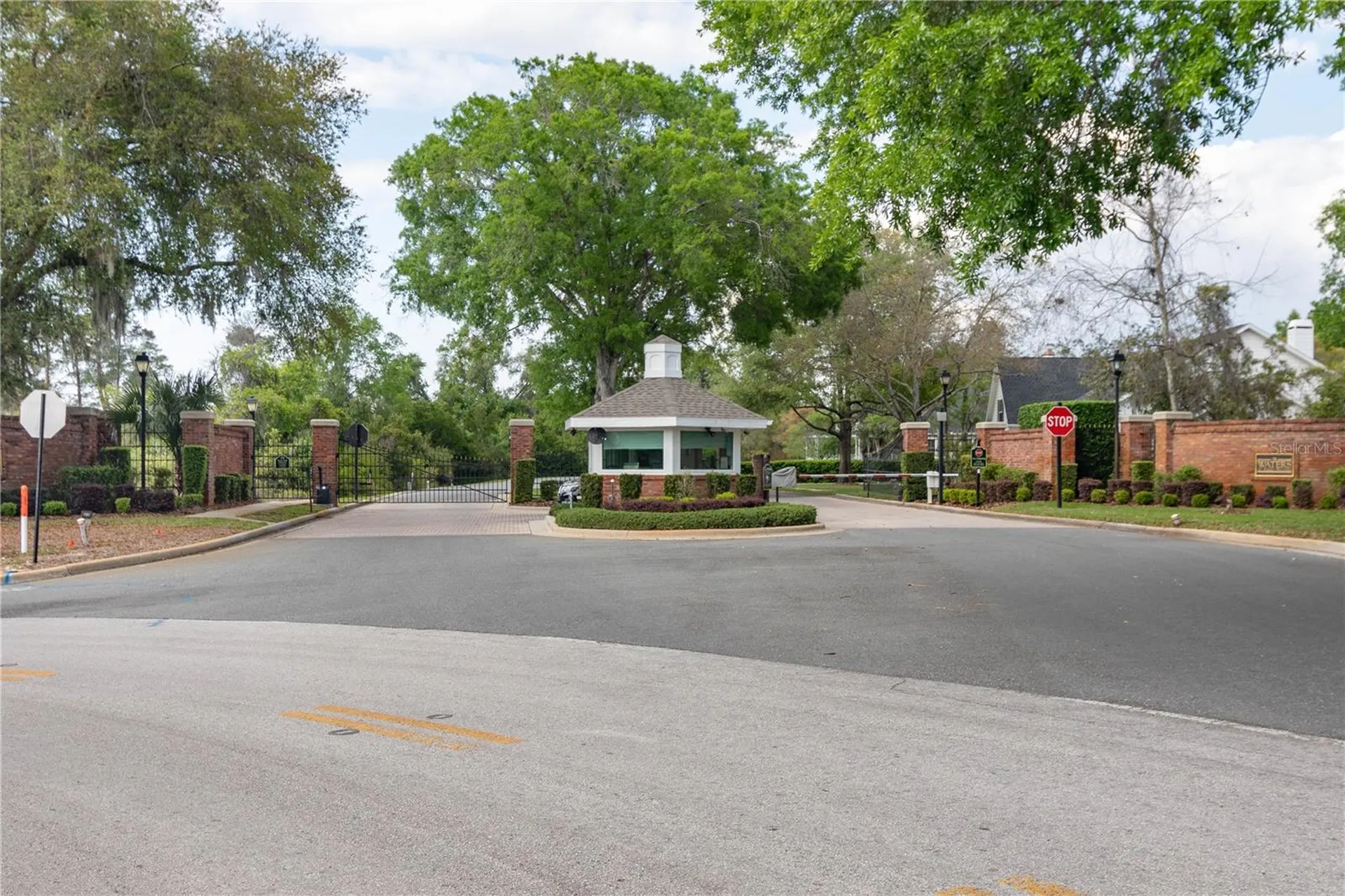 6151 New Osprey Point Weeki Wachee FL 34607