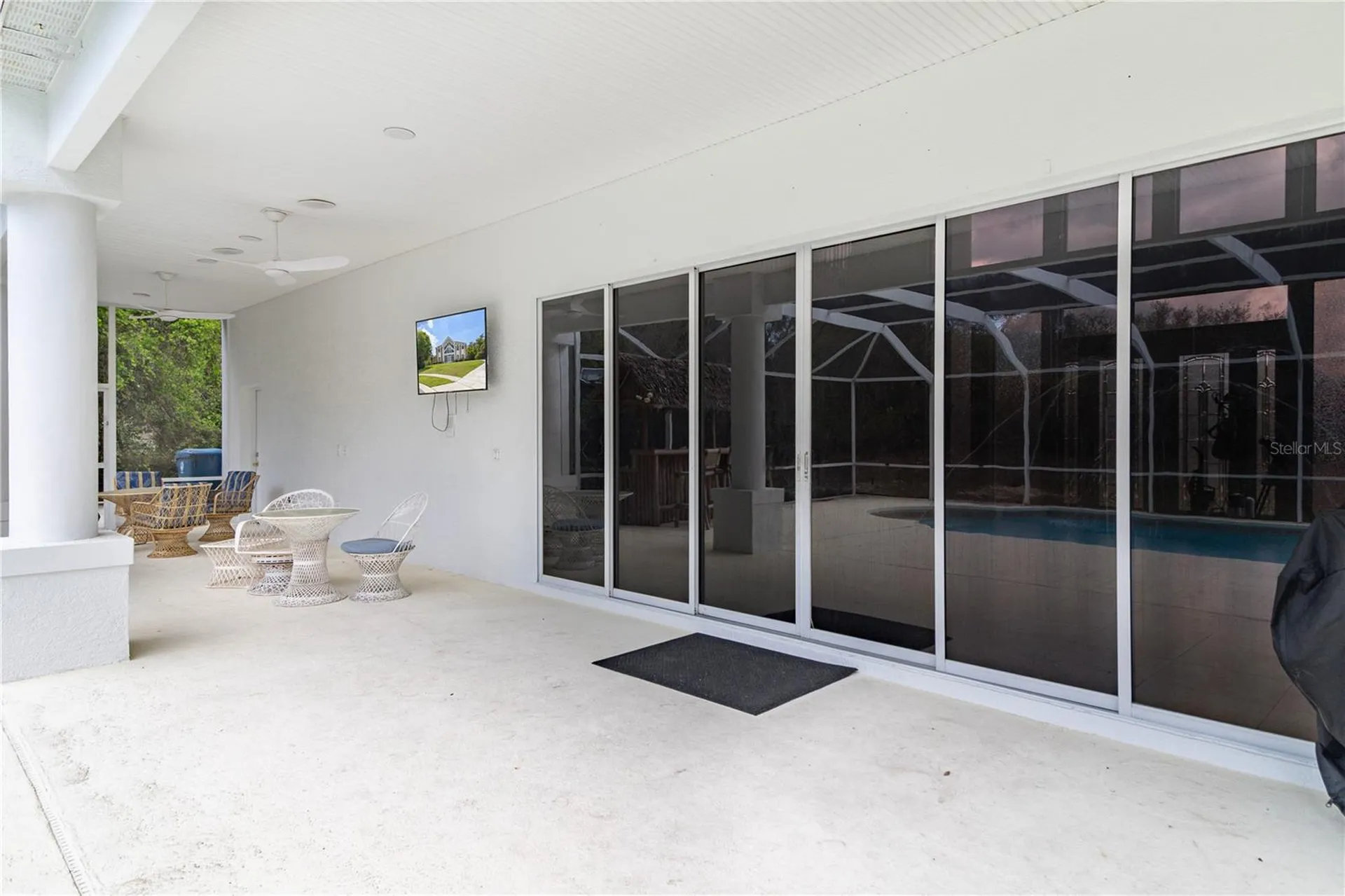 6151 New Osprey Point Weeki Wachee FL 34607