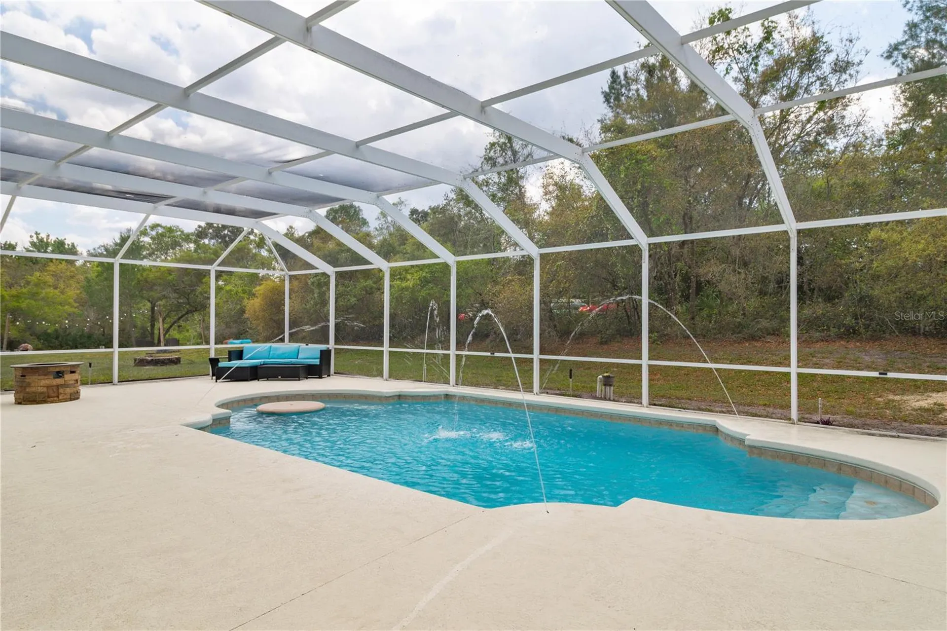 6151 New Osprey Point Weeki Wachee FL 34607