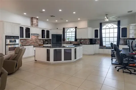 6151 New Osprey Point Weeki Wachee FL 34607