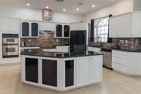 6151 New Osprey Point Weeki Wachee FL 34607