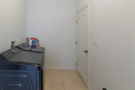 6151 New Osprey Point Weeki Wachee FL 34607