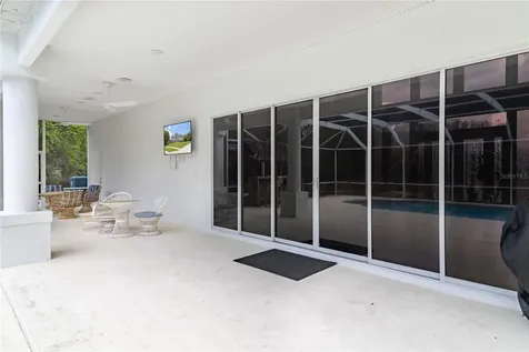 6151 New Osprey Point Weeki Wachee FL 34607