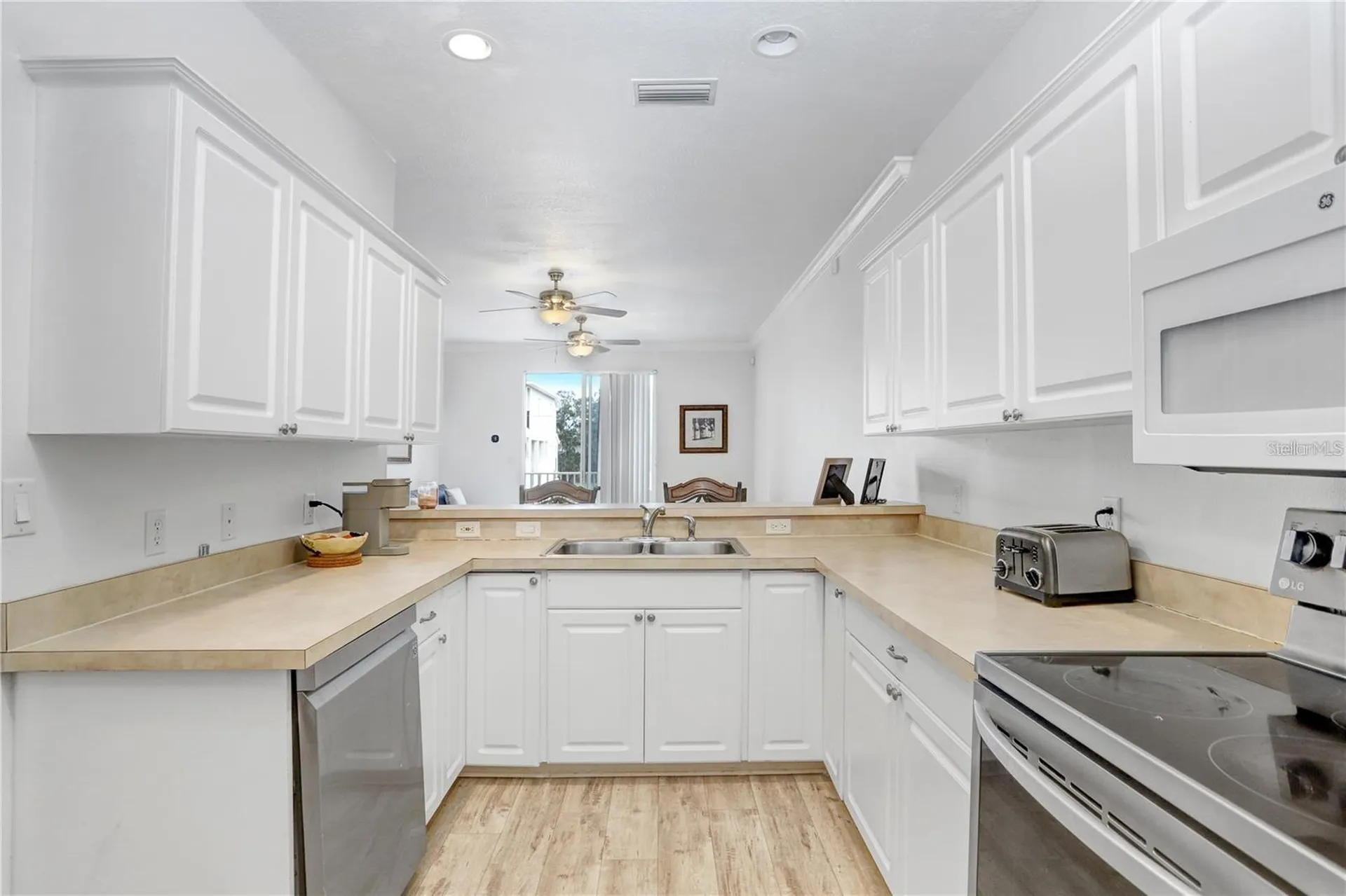 6823 S Kissimmee Street Tampa FL 33616