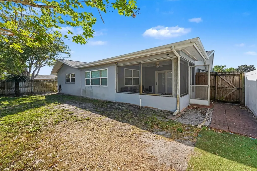 2561 Blackwood Circle Clearwater FL 33763