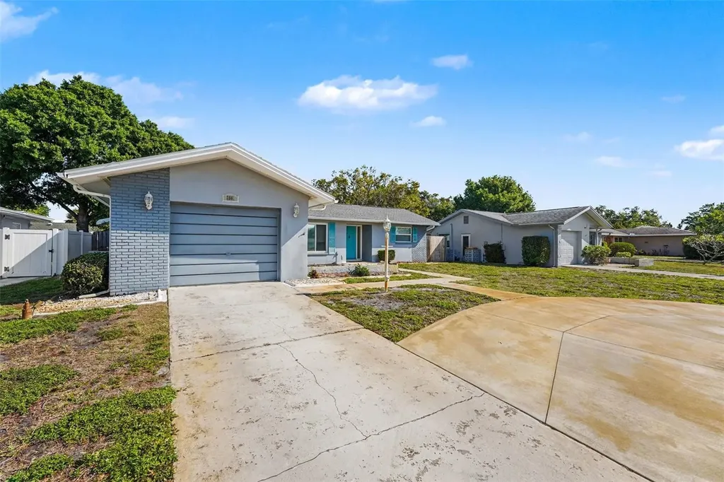 2561 Blackwood Circle Clearwater FL 33763