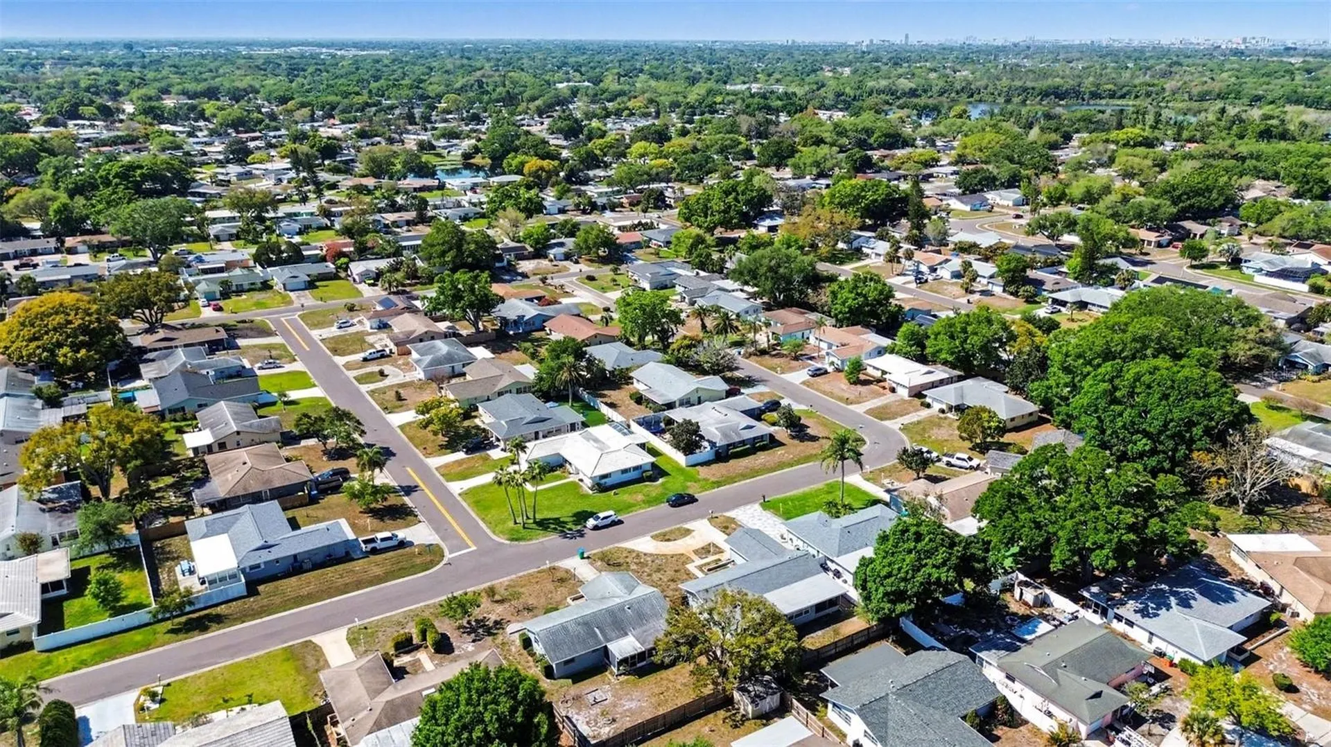 2561 Blackwood Circle Clearwater FL 33763