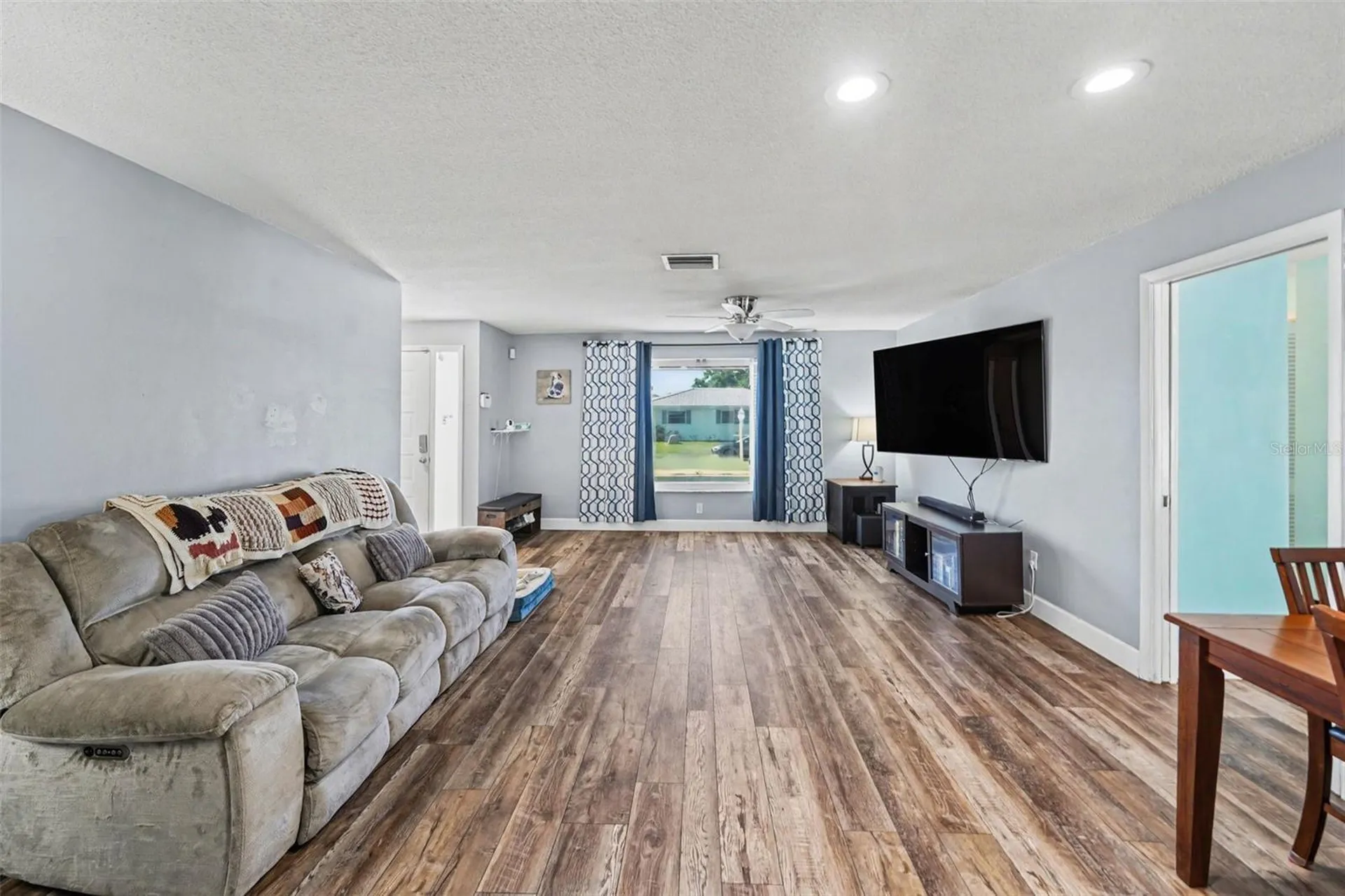 2561 Blackwood Circle Clearwater FL 33763