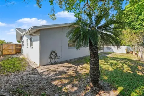 2561 Blackwood Circle Clearwater FL 33763