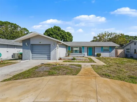 2561 Blackwood Circle Clearwater FL 33763