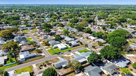 2561 Blackwood Circle Clearwater FL 33763