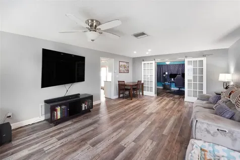 2561 Blackwood Circle Clearwater FL 33763