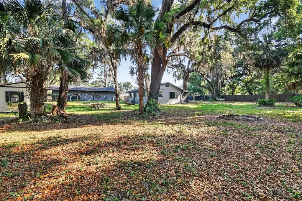 29239 S Corley Island Road Leesburg FL 34748
