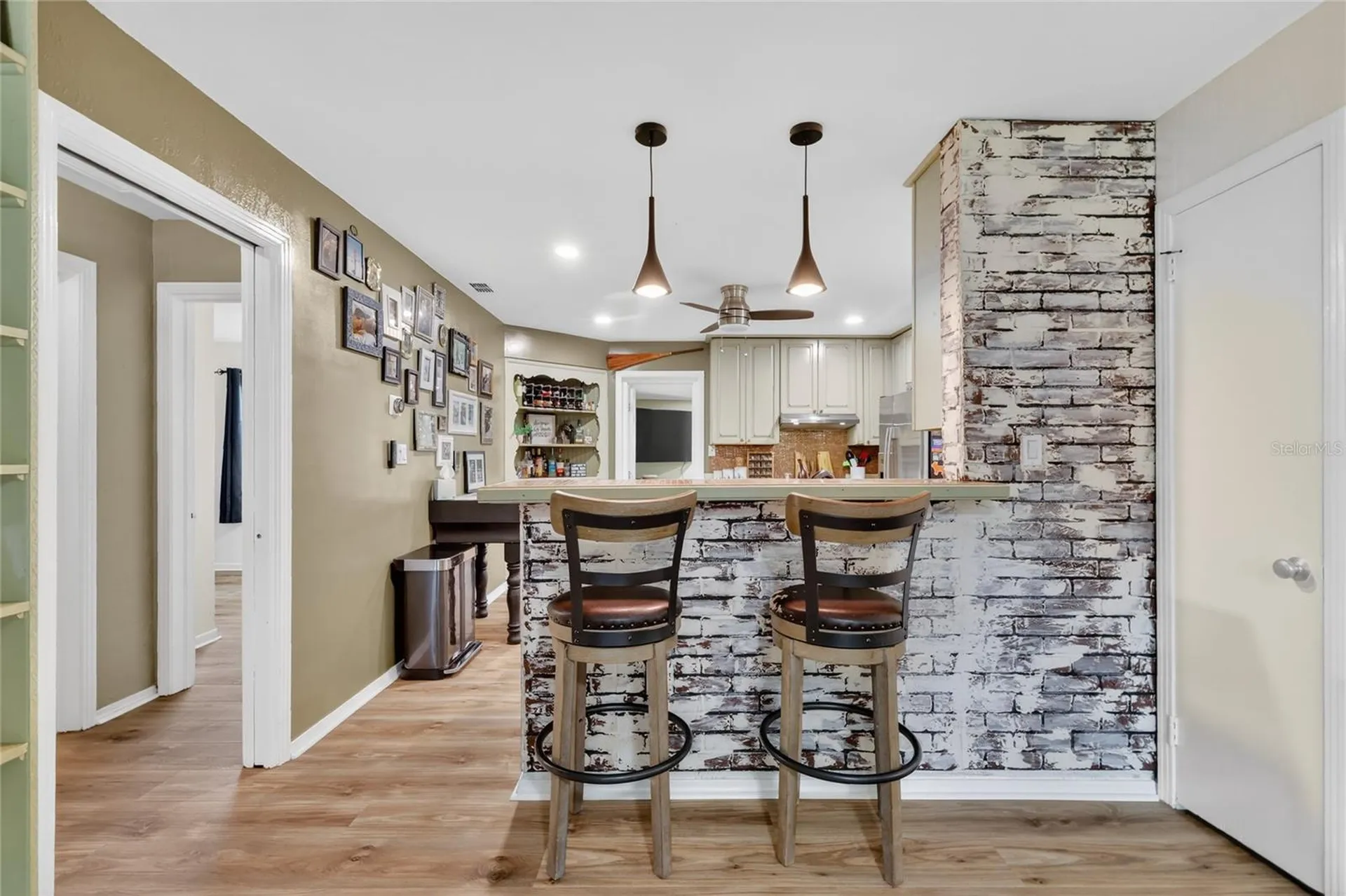 29239 S Corley Island Road Leesburg FL 34748