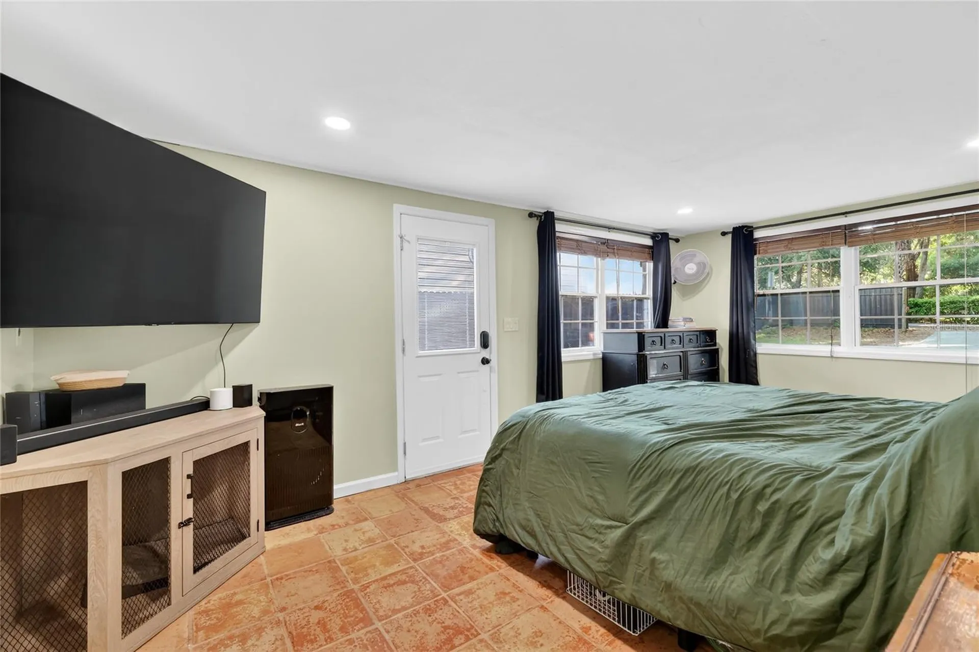 29239 S Corley Island Road Leesburg FL 34748