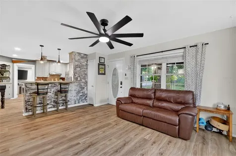 29239 S Corley Island Road Leesburg FL 34748