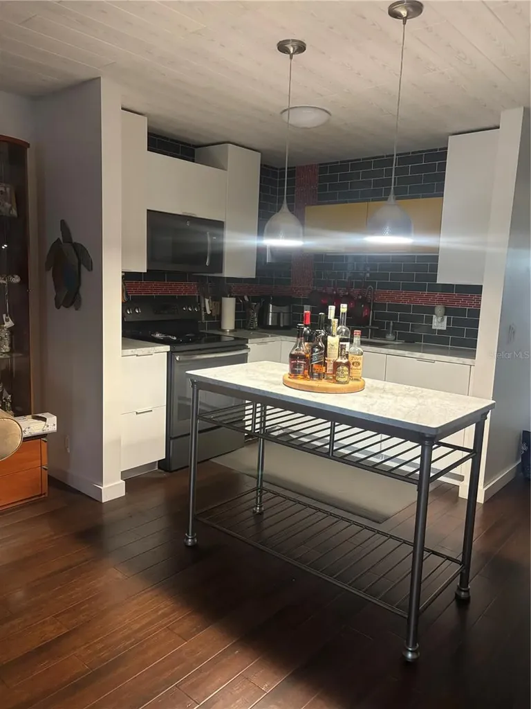 133 Berkshire West Palm Beach FL 33417