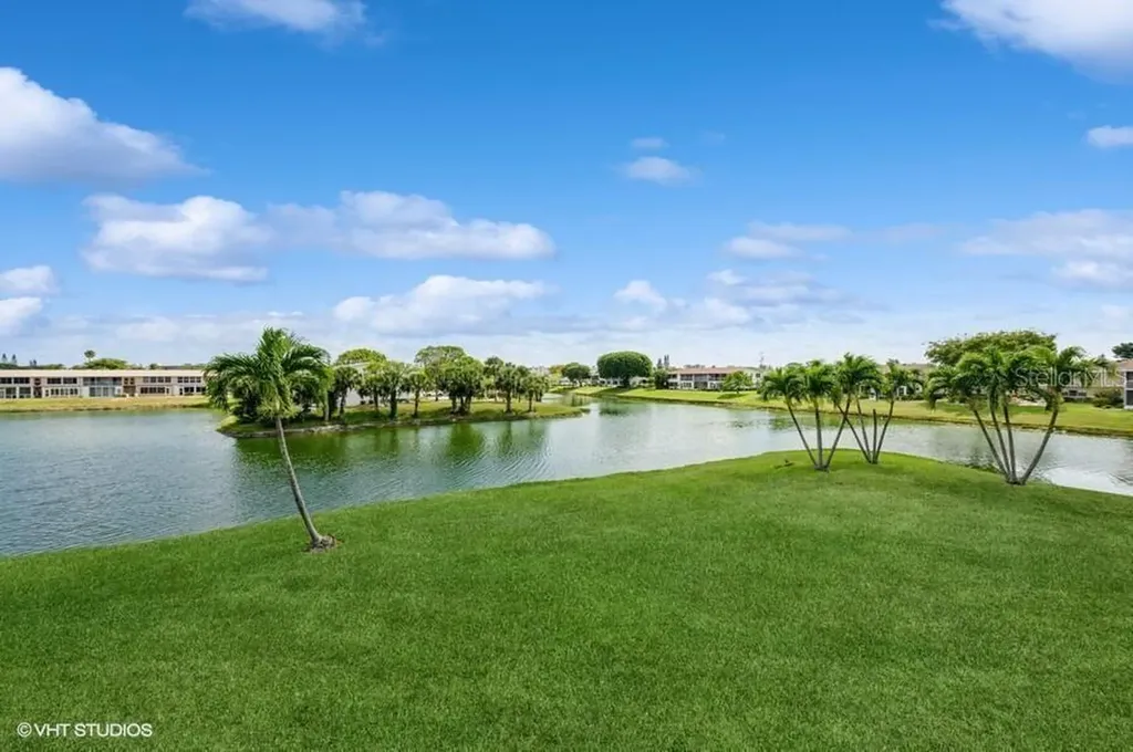 133 Berkshire West Palm Beach FL 33417