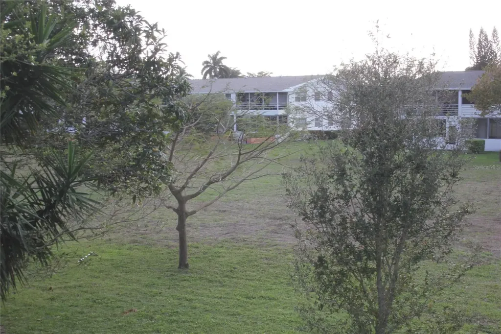 133 Berkshire West Palm Beach FL 33417