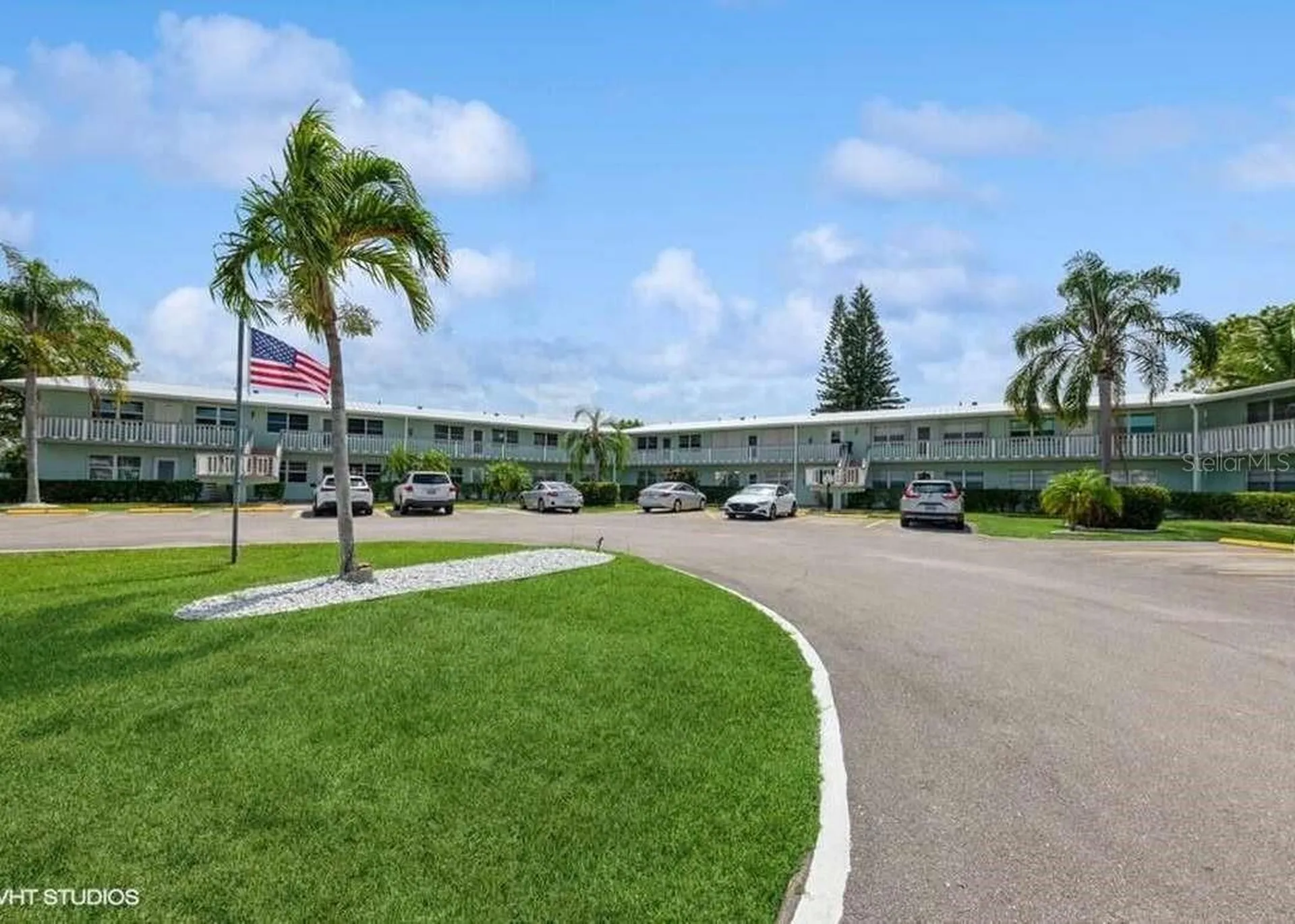 133 Berkshire West Palm Beach FL 33417