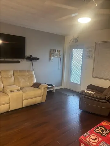 133 Berkshire West Palm Beach FL 33417