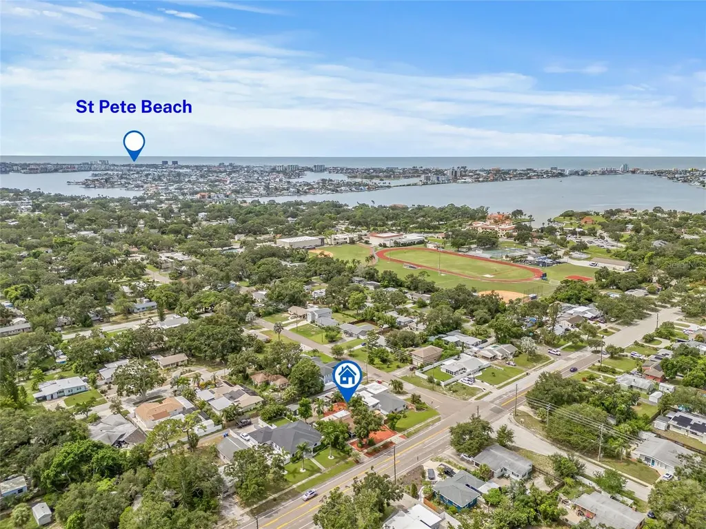 7328 9th Avenue N St Petersburg FL 33710