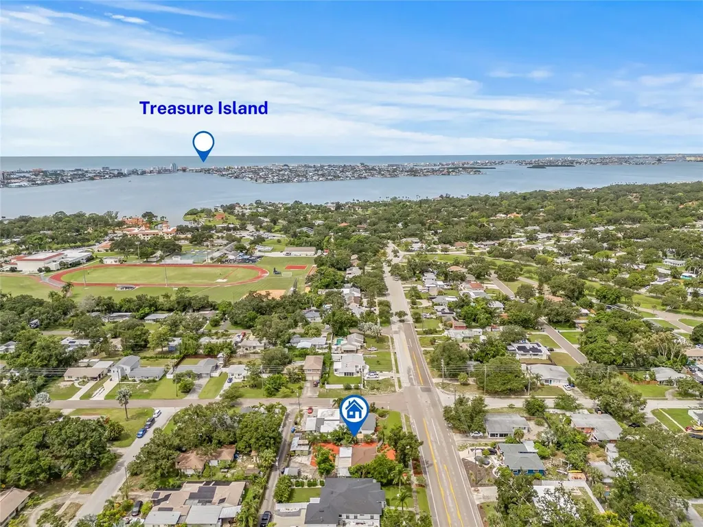 7328 9th Avenue N St Petersburg FL 33710