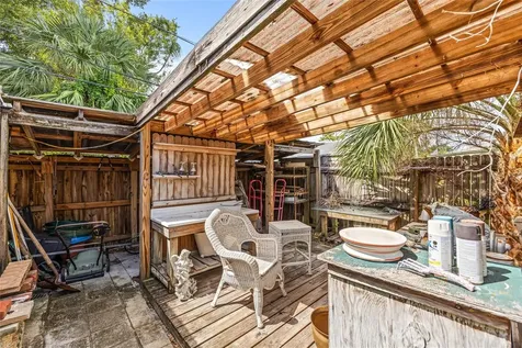 7328 9th Avenue N St Petersburg FL 33710