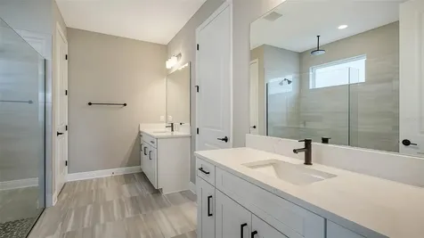 16905 Sweetwater Village Drive Bradenton FL 34211