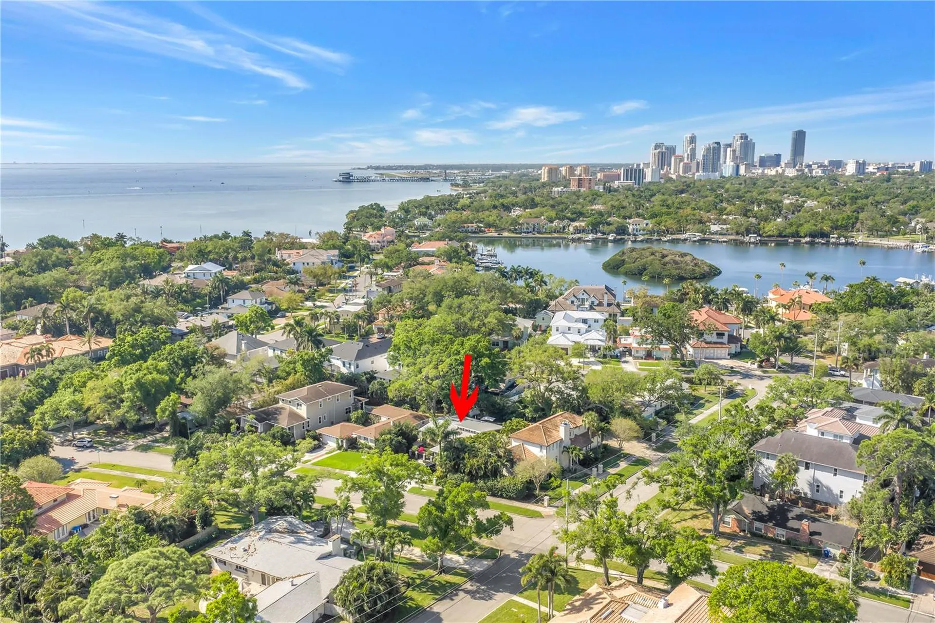 209 Bandera Way NE St Petersburg FL 33704