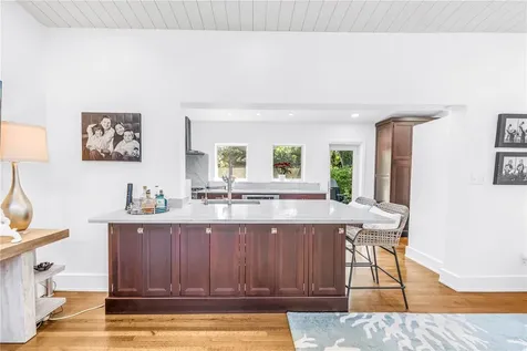 209 Bandera Way NE St Petersburg FL 33704
