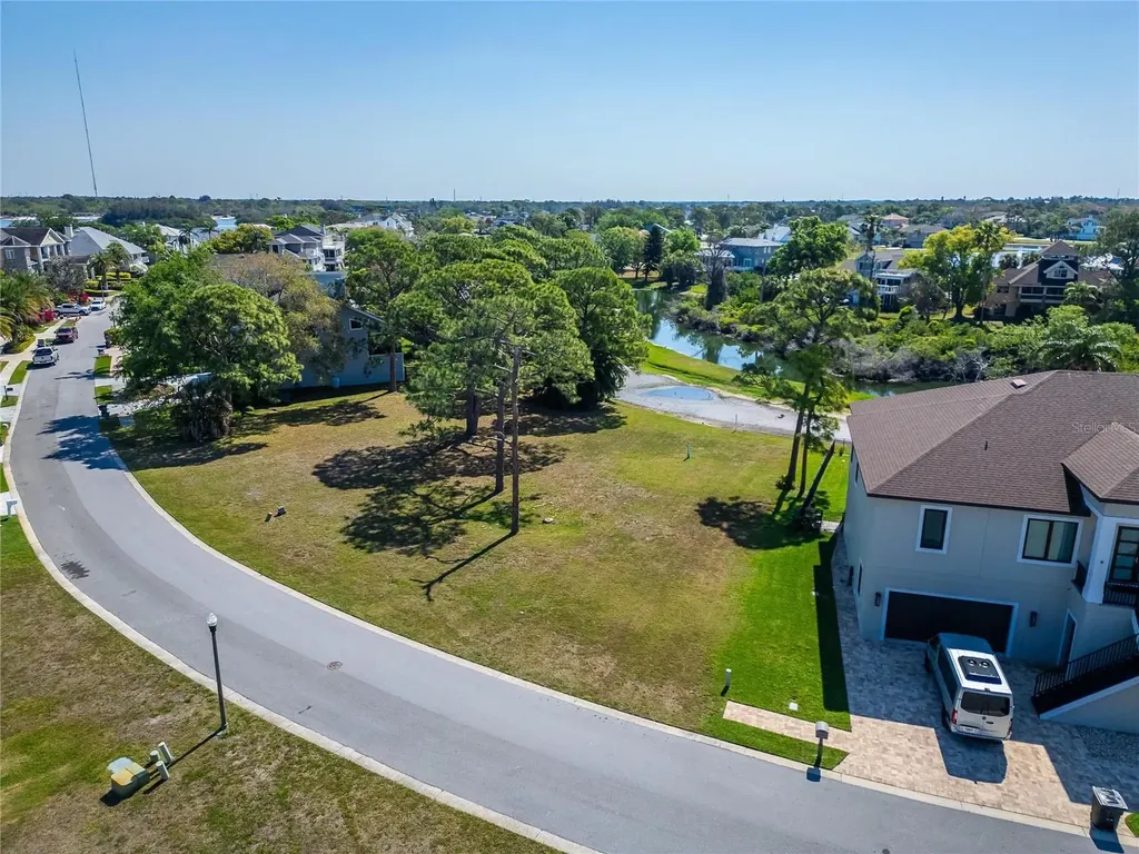 N Pointe Alexis Drive Tarpon Springs FL 34689