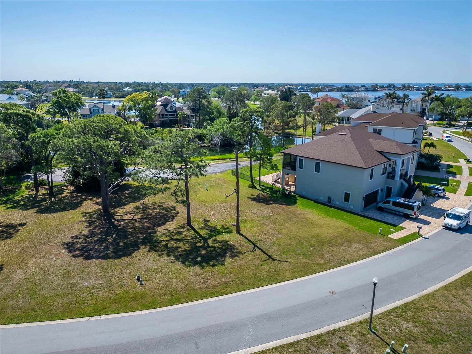 N Pointe Alexis Drive Tarpon Springs FL 34689