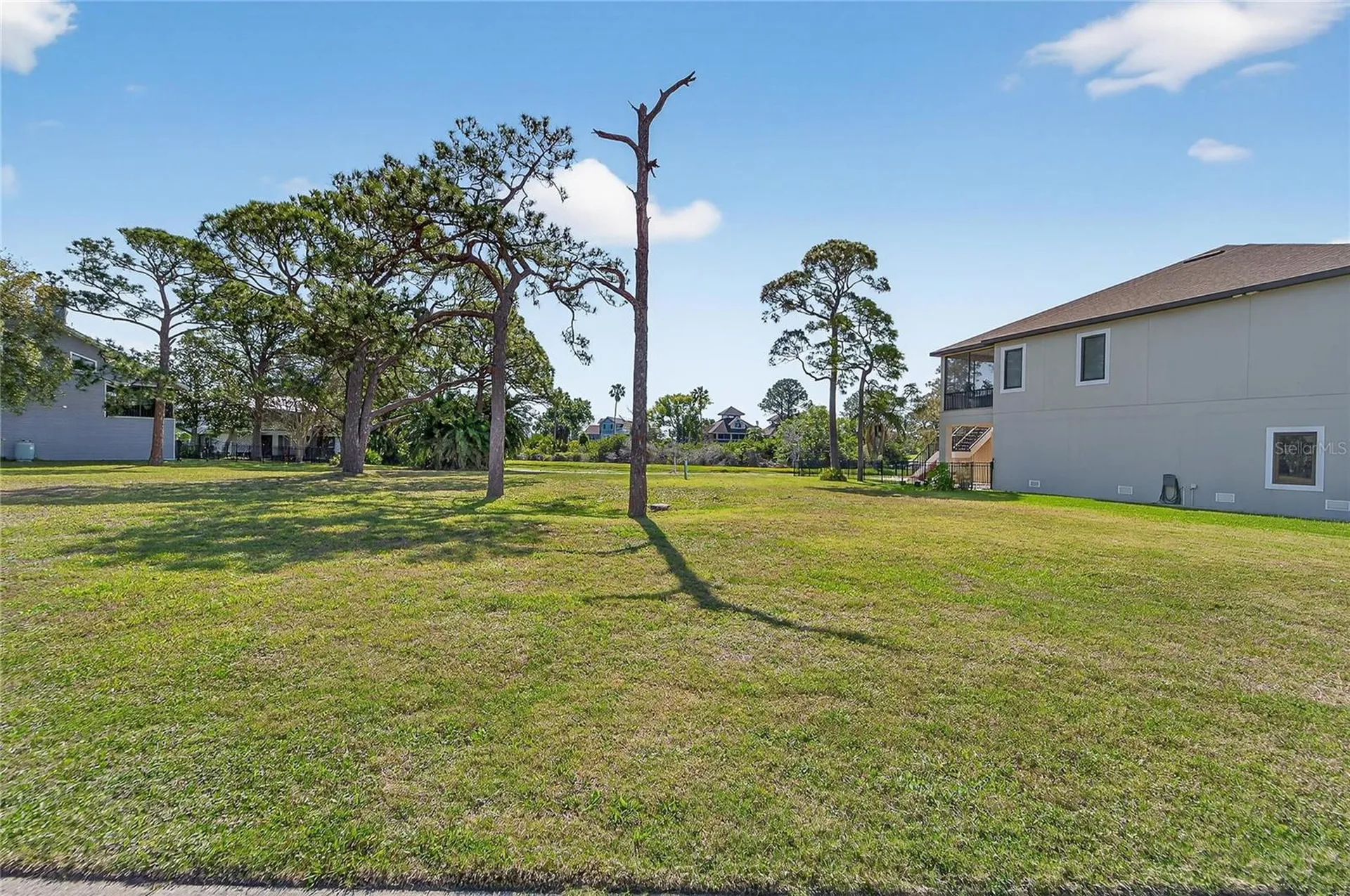 N Pointe Alexis Drive Tarpon Springs FL 34689