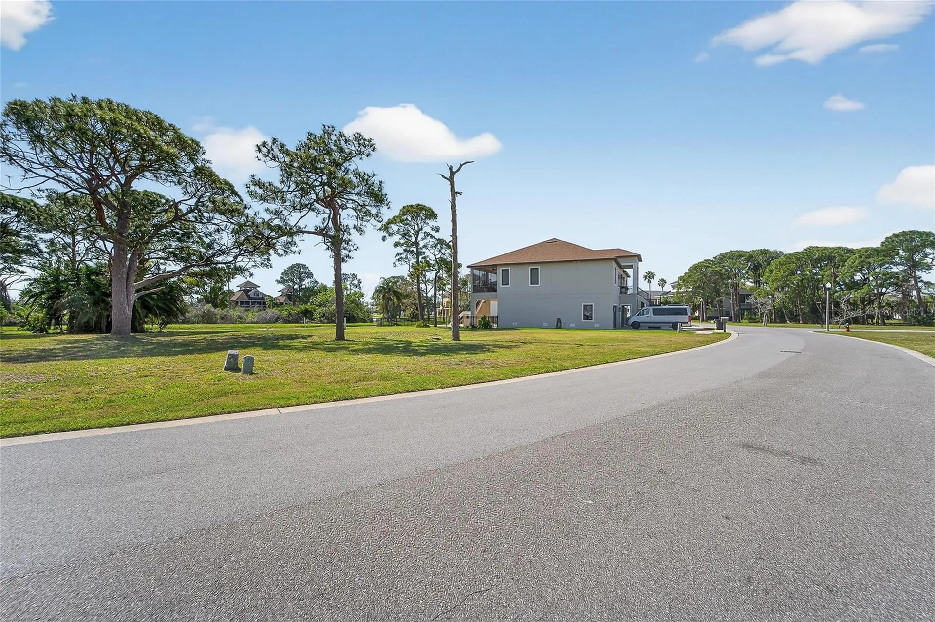 N Pointe Alexis Drive Tarpon Springs FL 34689