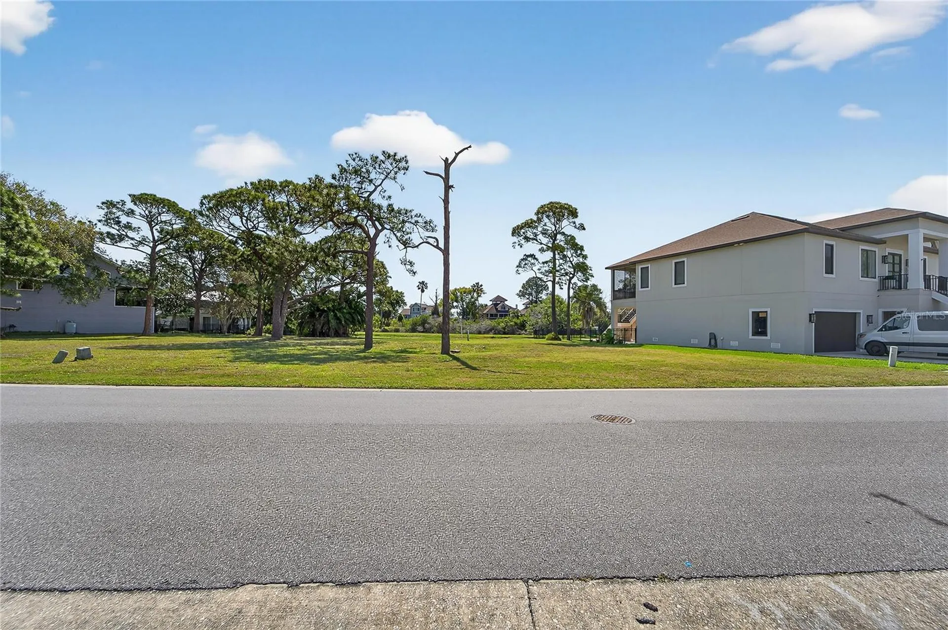 N Pointe Alexis Drive Tarpon Springs FL 34689