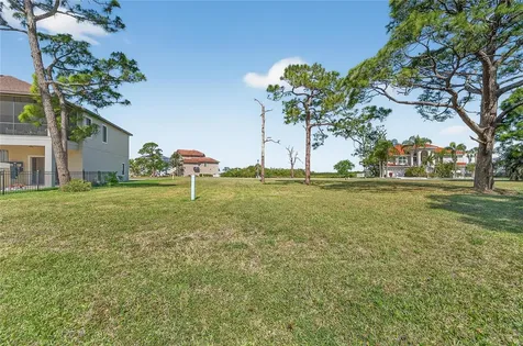N Pointe Alexis Drive Tarpon Springs FL 34689