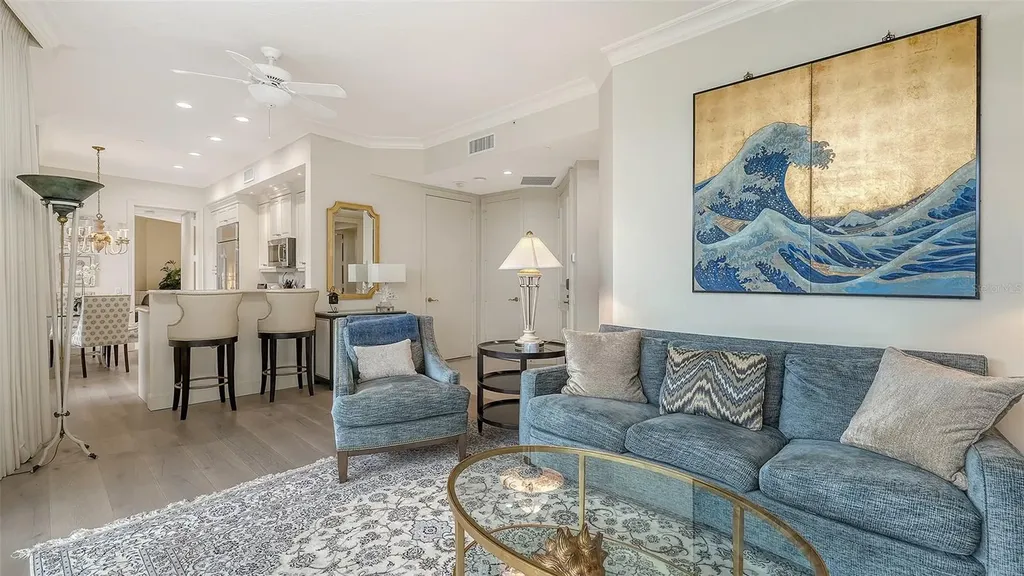 1281 Gulf Of Mexico Drive Longboat Key FL 34228
