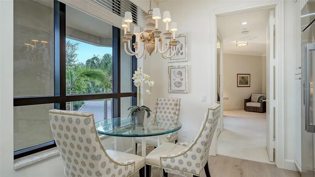 1281 Gulf Of Mexico Drive Longboat Key FL 34228