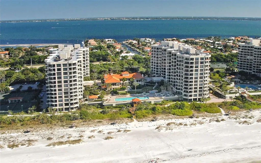 1281 Gulf Of Mexico Drive Longboat Key FL 34228