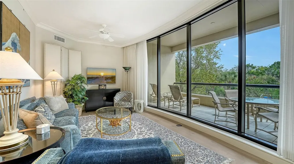1281 Gulf Of Mexico Drive Longboat Key FL 34228