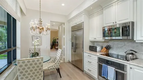 1281 Gulf Of Mexico Drive Longboat Key FL 34228
